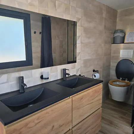 De Charme Apartment Montbazin