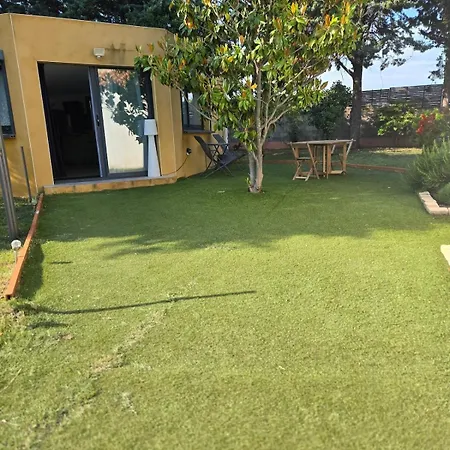 De Charme Apartment Montbazin